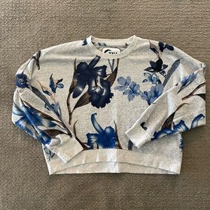 Zyia floral cropped sweatshirt, M